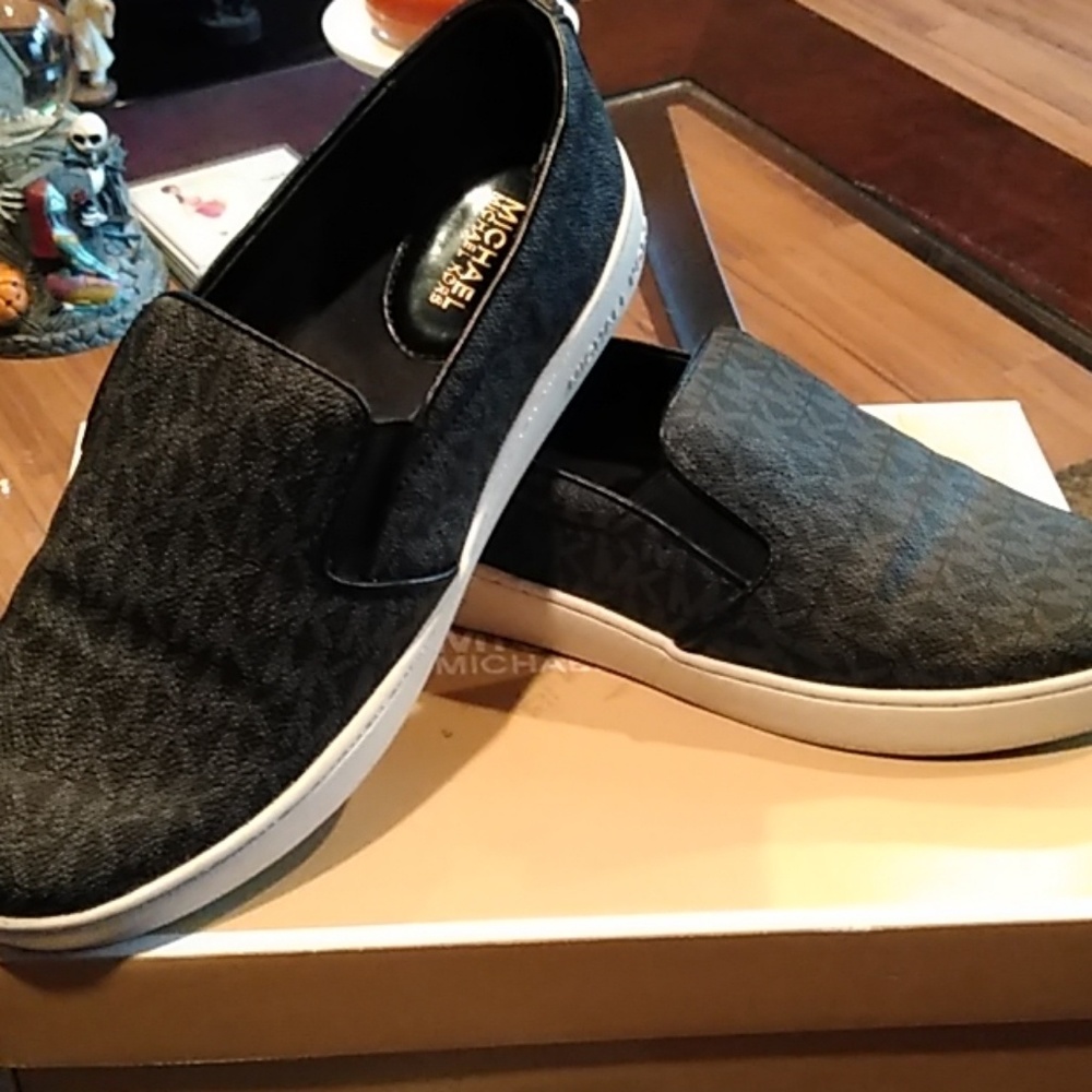 Michael Kors, Keaton slip ons - Picture 2 of 4